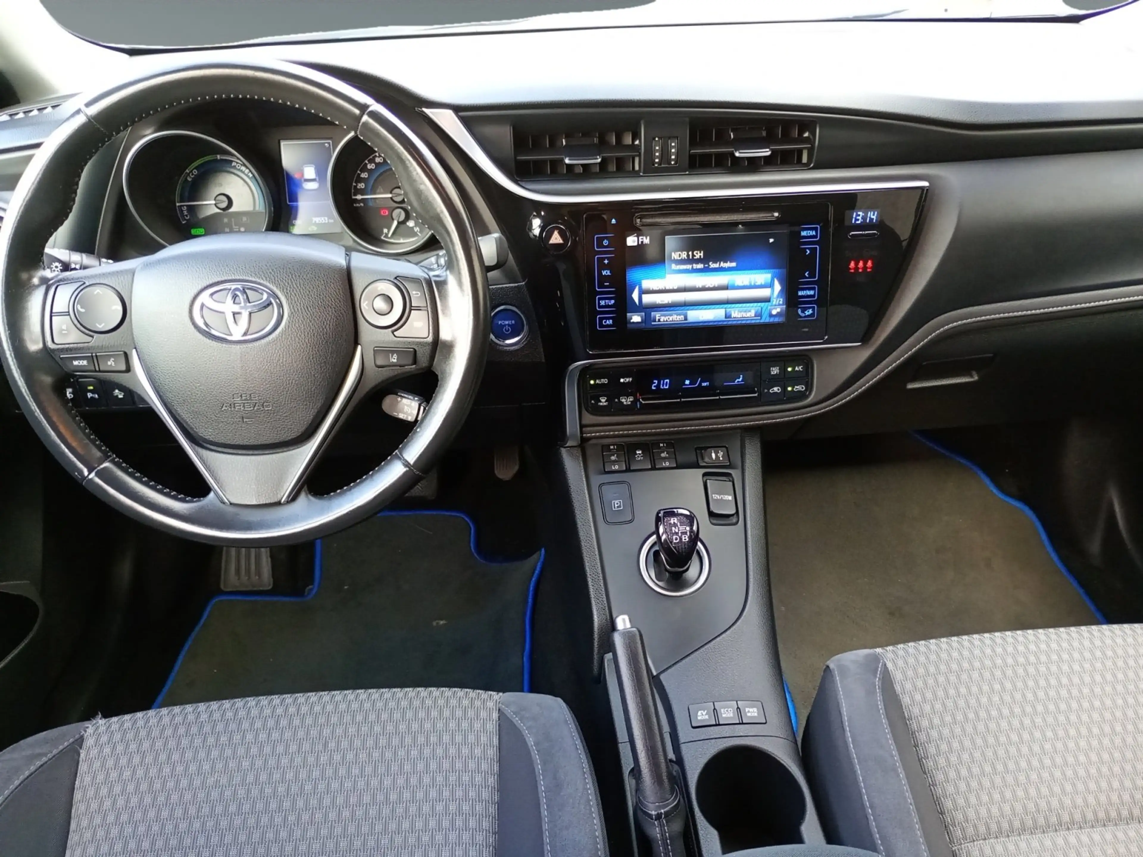 Toyota Auris 1.8 Hybrid Edition-S+ Kamera+SHZ+Klimaautom — photo 11