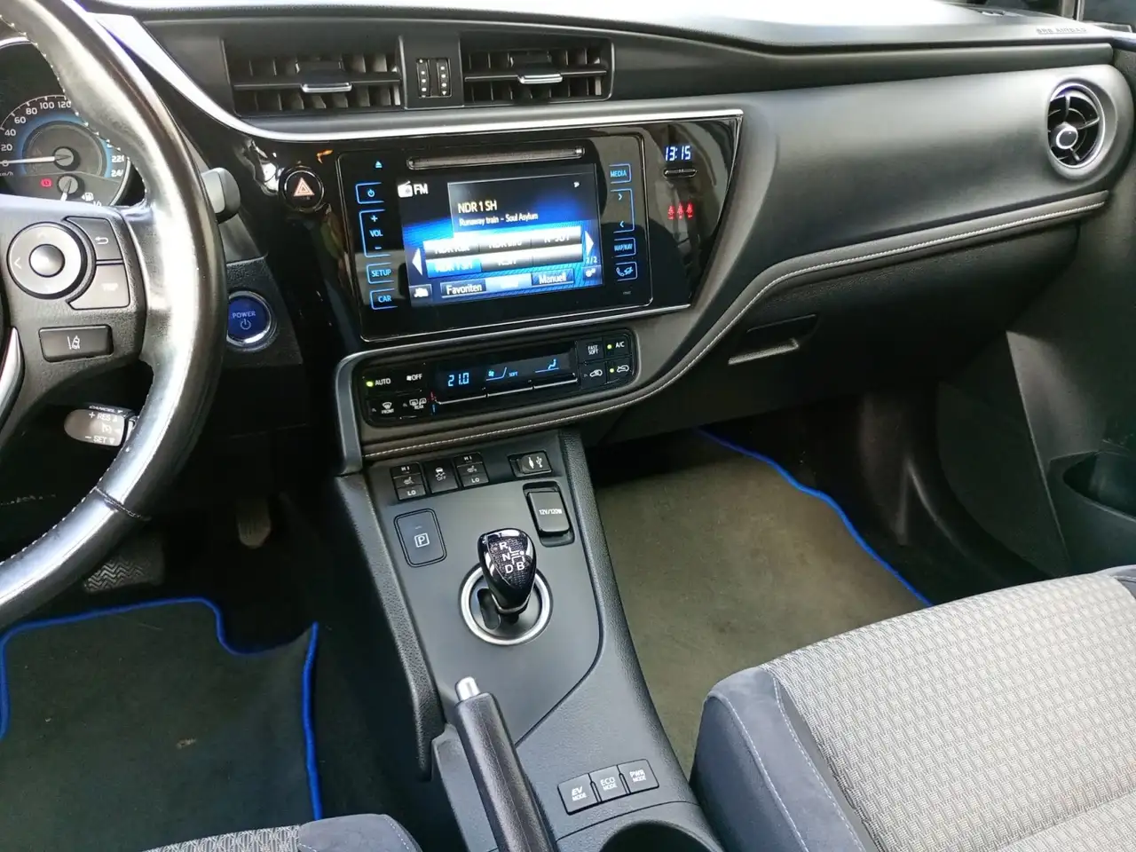 Toyota Auris Auris Touring Sports — photo 12 sur 20