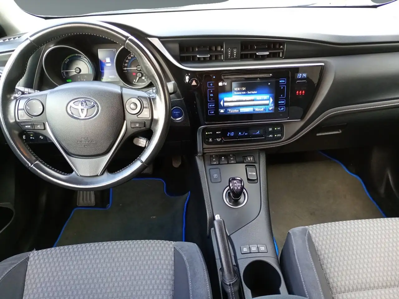 Toyota Auris Auris Touring Sports — photo 11 sur 20