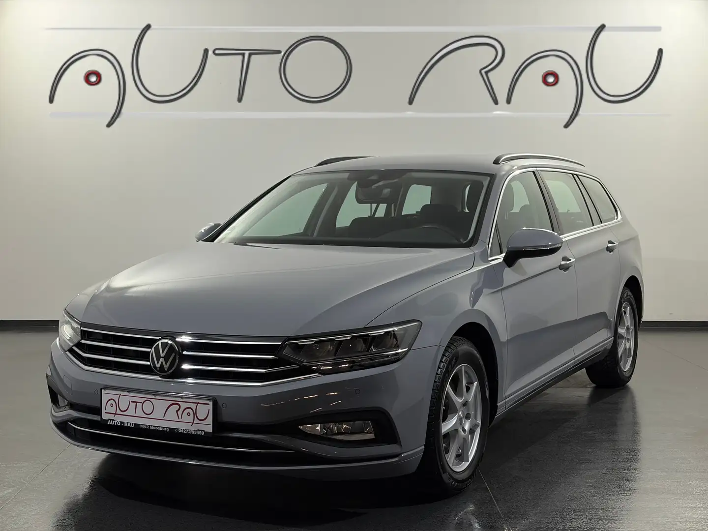 Volkswagen Passat Variant 2.0 TDI SCR Business *LED*ACC*NAVI*RFK* Grau - 1