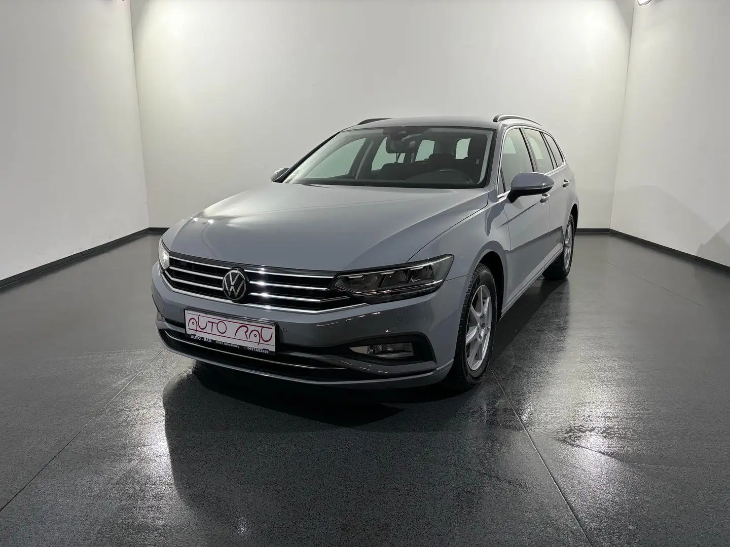 Volkswagen Passat Variant 2.0 TDI SCR Business *LED*ACC*NAVI*RFK* Grau - 2