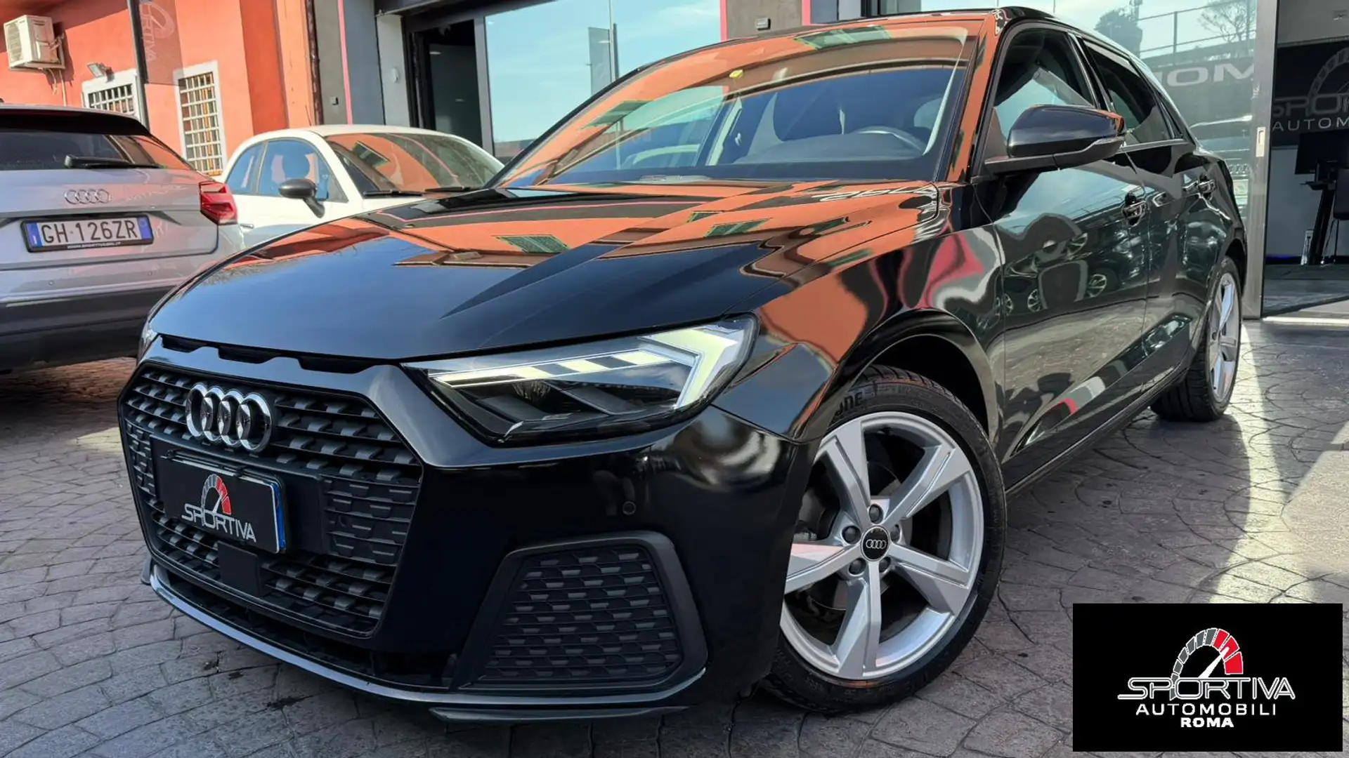 Audi A1 FARI MATRIX RATA MENSILE 310 EURO A1 SPB 30 TF Schwarz - 1
