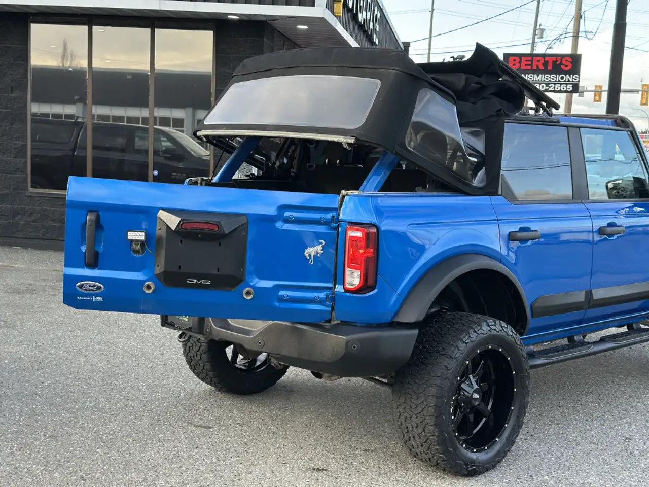 Ford Bronco снимка Ford Bronco