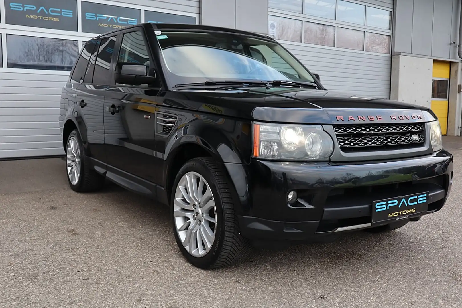 Land Rover Range Rover Sport 3,0 SDV6 HSE Schwarz - 1