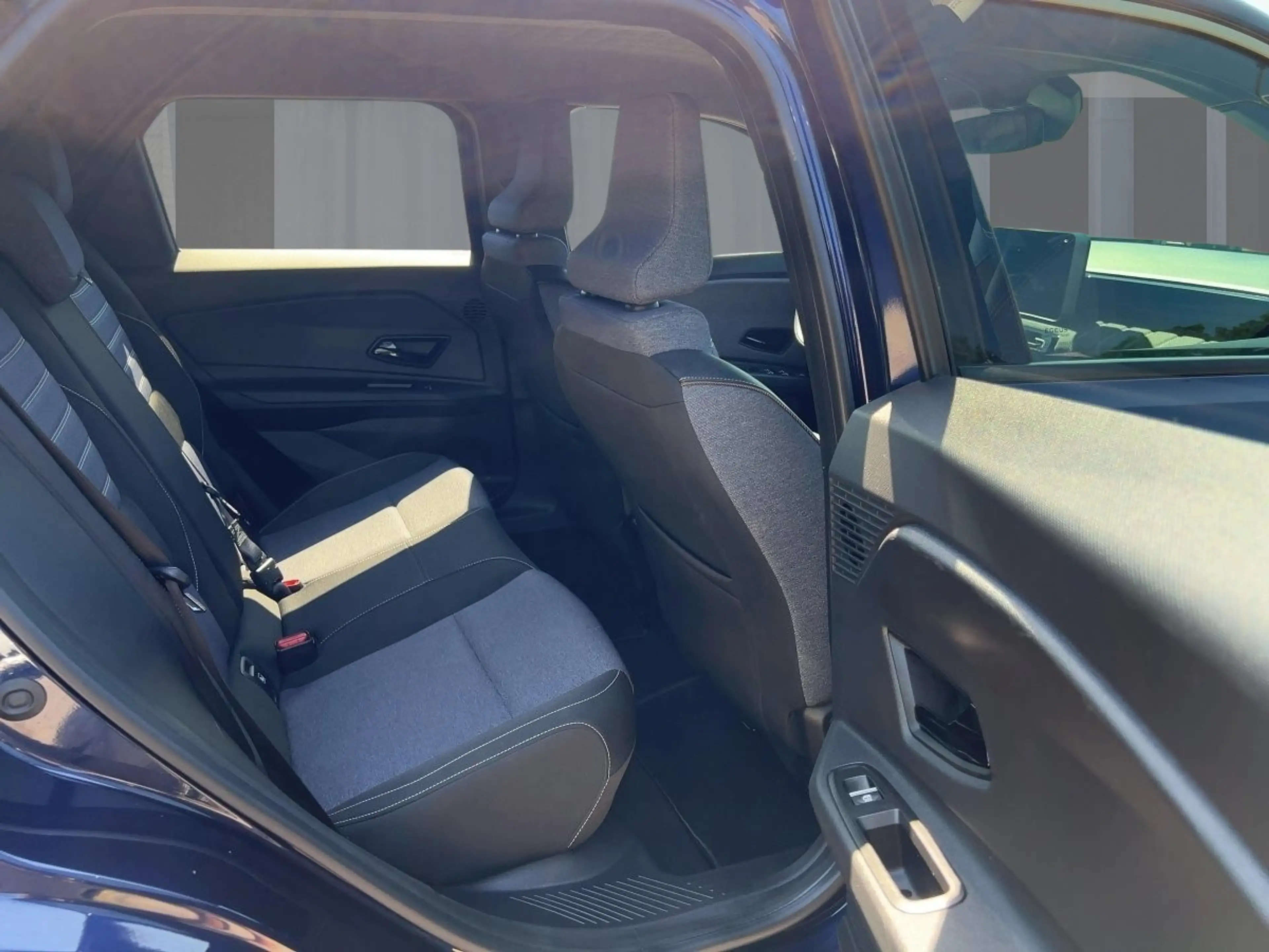 Renault R 5 E-Tech Techno 150 Comfort Range — photo 9