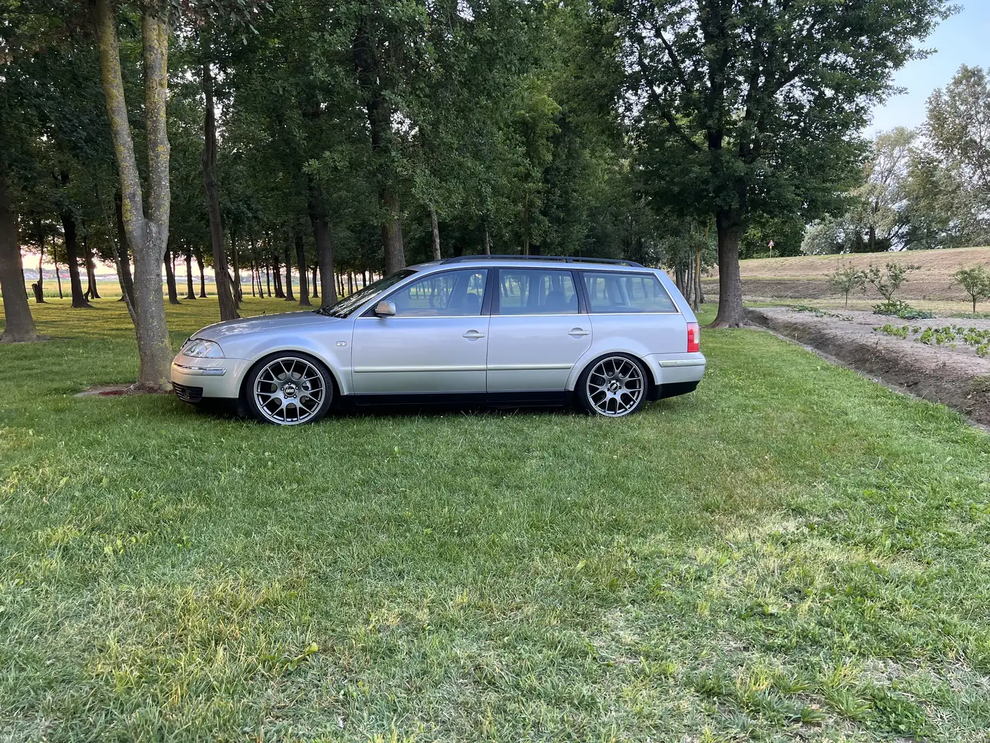 Volkswagen Passat Variant 1.8t Highline - 1