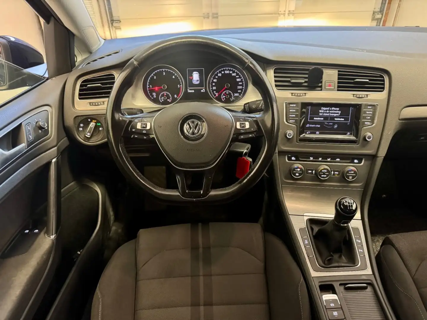 Volkswagen Golf 1.6 TDI Highline BM CLIMA PARKASSIST INCL BTW NAP Blauw - 2