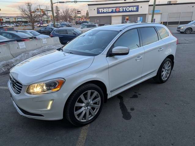 2015 Volvo XC60 2015.5 AWD 5dr T6 Platinum Inscription alt 4