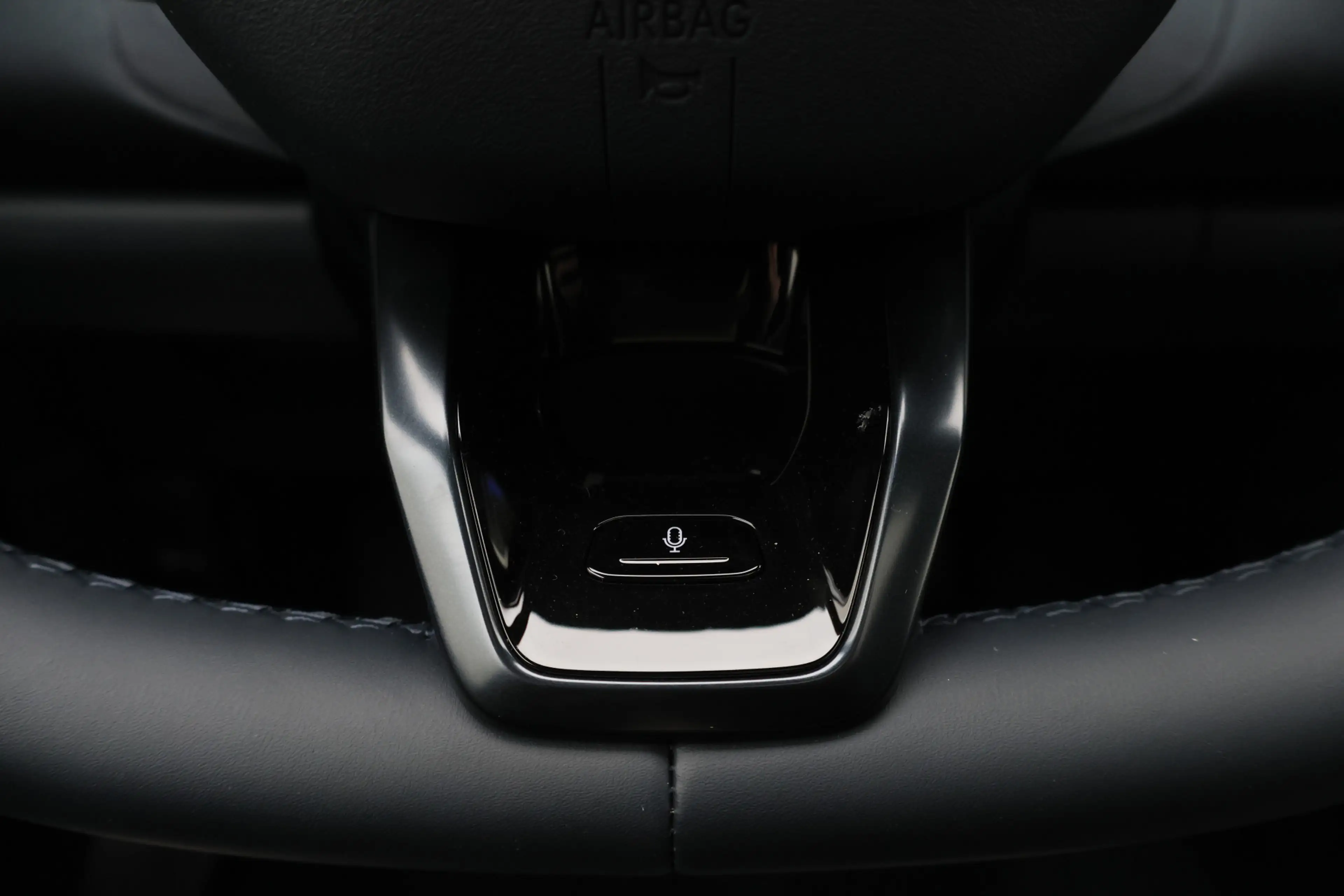 Lynk & Co 08 1.5 More Panoramadak, H&K Sound, ACC, 360° Camera, — photo 43