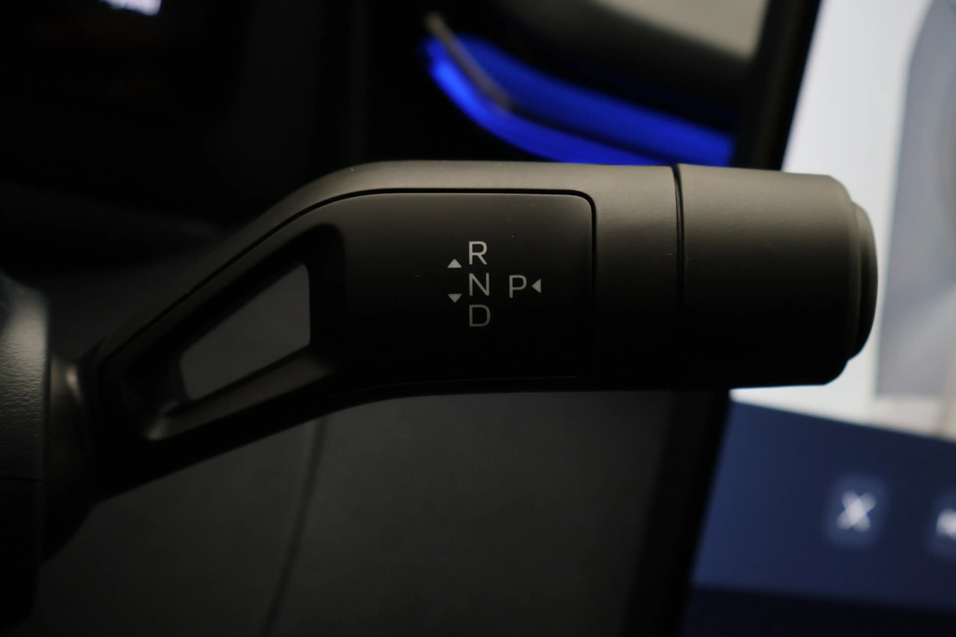 Lynk & Co 08 1.5 More Panoramadak, H&K Sound, ACC, 360° Camera, — photo 45