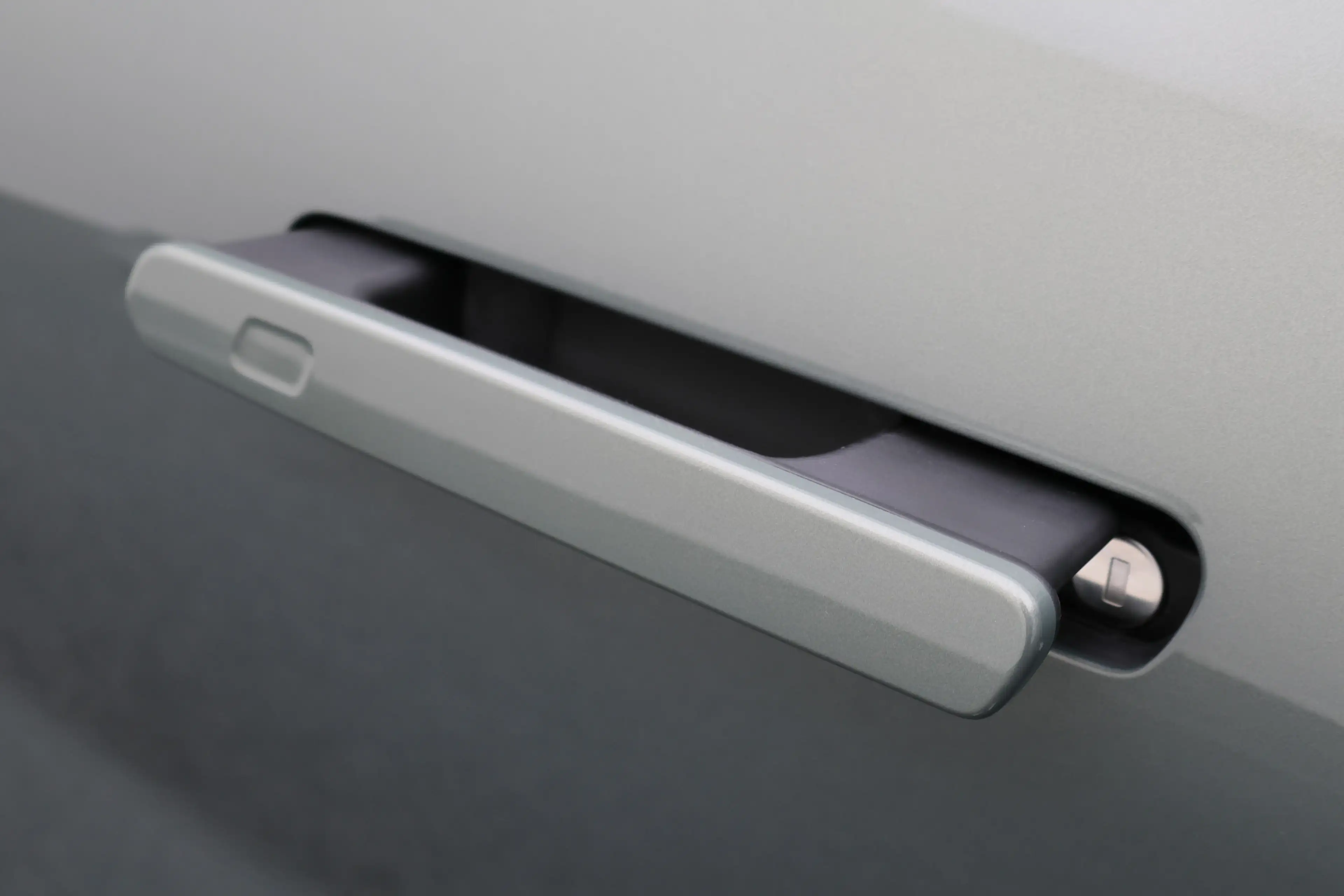 Lynk & Co 08 1.5 More Panoramadak, H&K Sound, ACC, 360° Camera, — photo 31