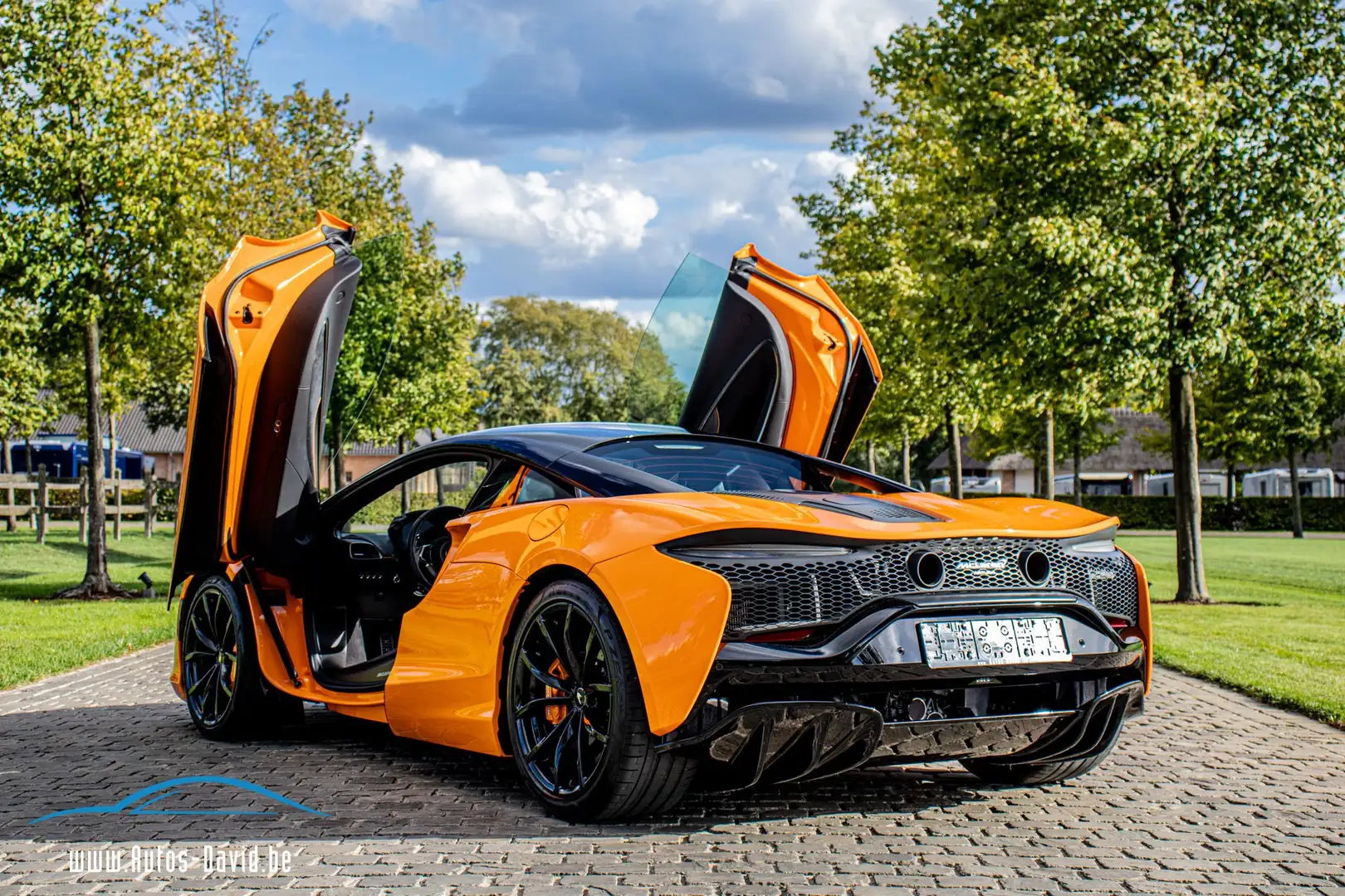 McLaren Artura 3.0 V6 Hybride / FULL PPF / KEYLESS GO / KERAMIEK Oranje - 2