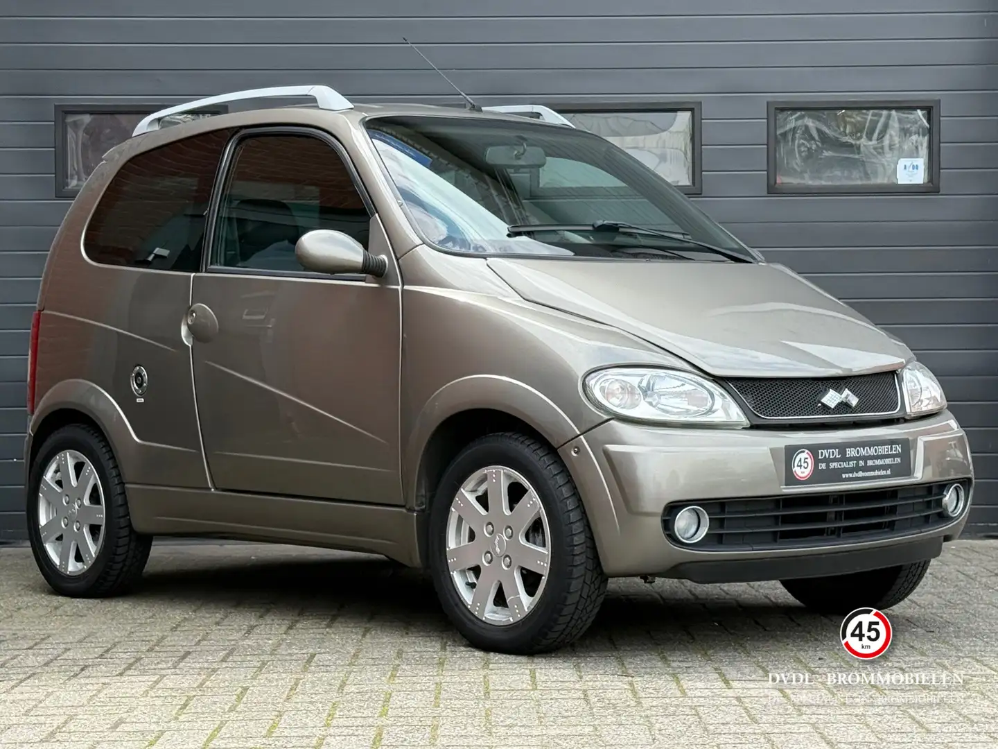 Ligier X-Too Max Brommobiel 45km auto 33dkm | Aixam Microcar Braun - 2