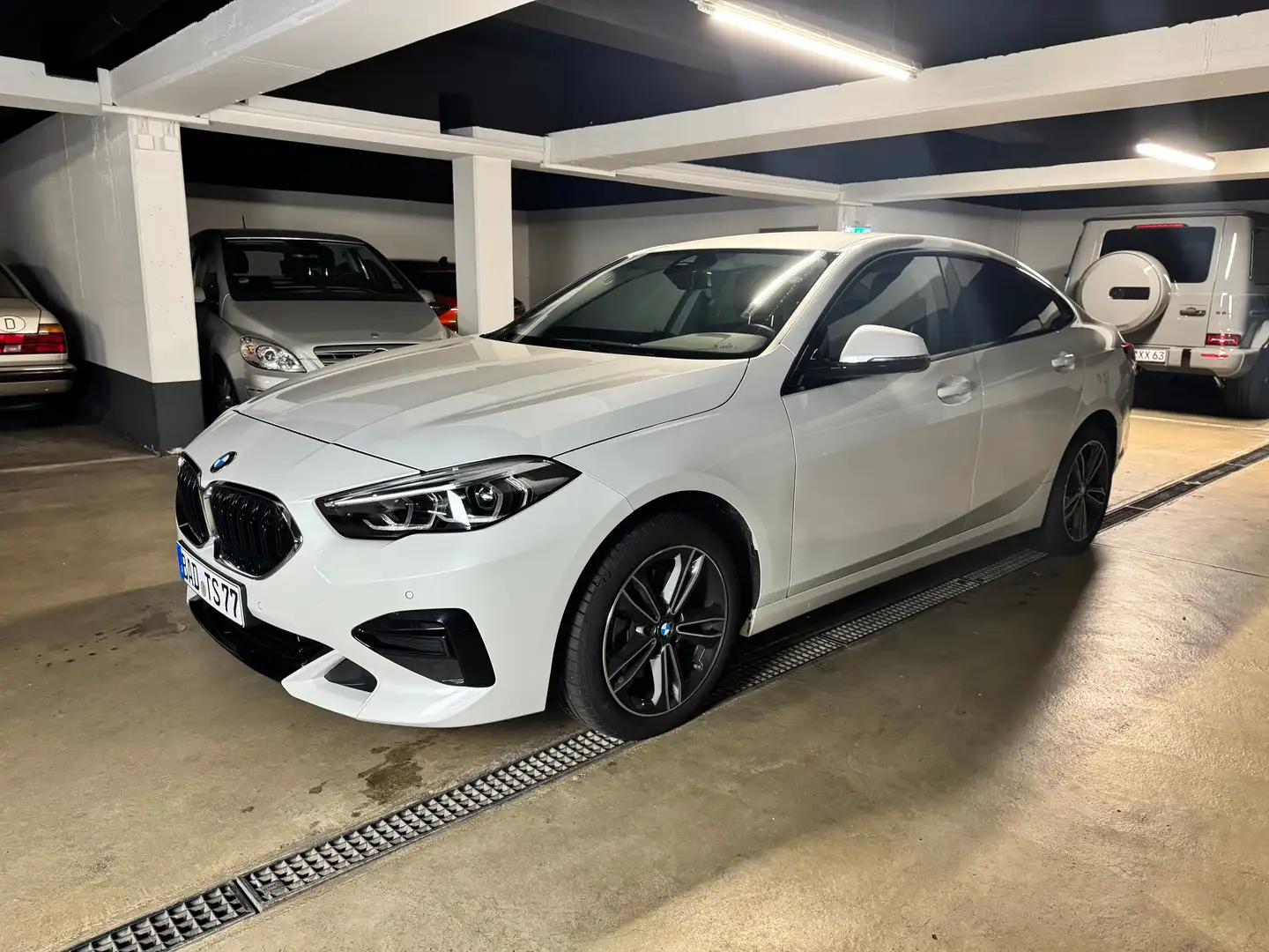 BMW 218 218i Gran Coupe M-Sport Line SHZ*NAV*CARPLAY*AUT Blanc - 1