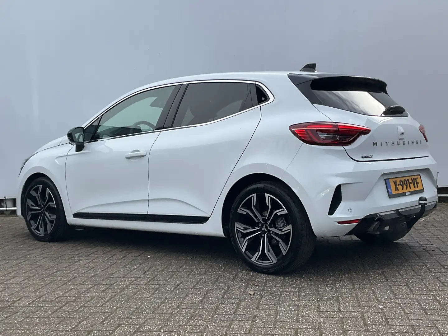 Mitsubishi Colt 1.0T MT First Edition Trekhaak Stoel/Stuurverw Ada Weiß - 2