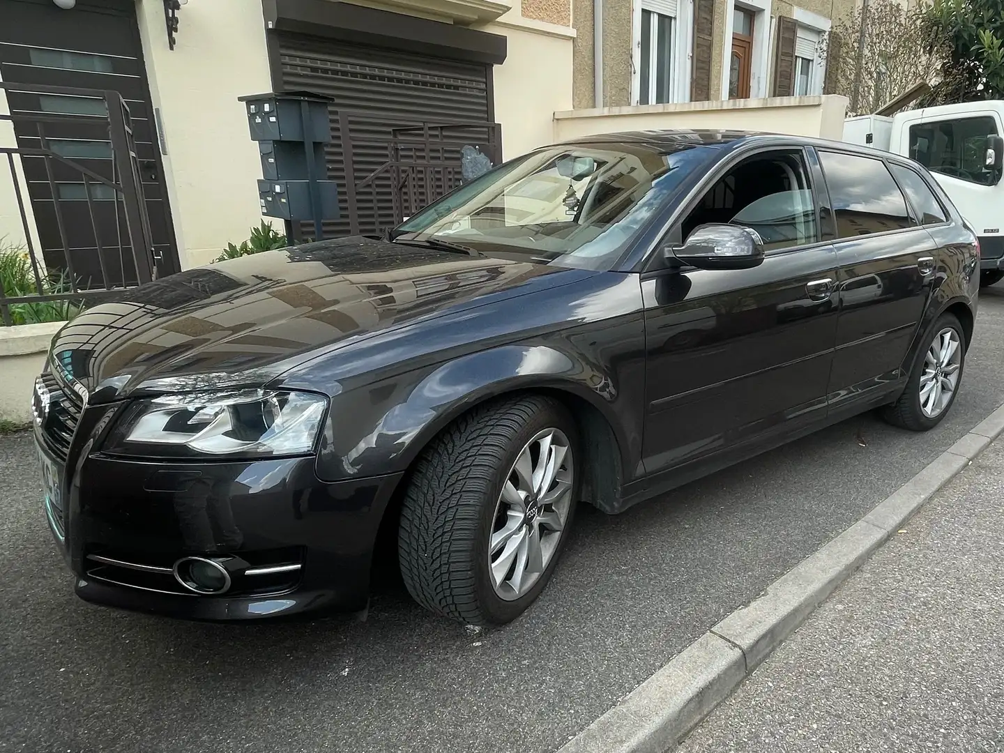 Audi A3 A3 Sportback 2.0 TDI 140 DPF Ambition Luxe - 1