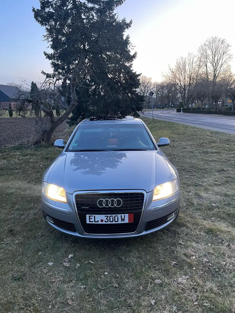 Audi A8 3.0 TDI DPF quattro - 1