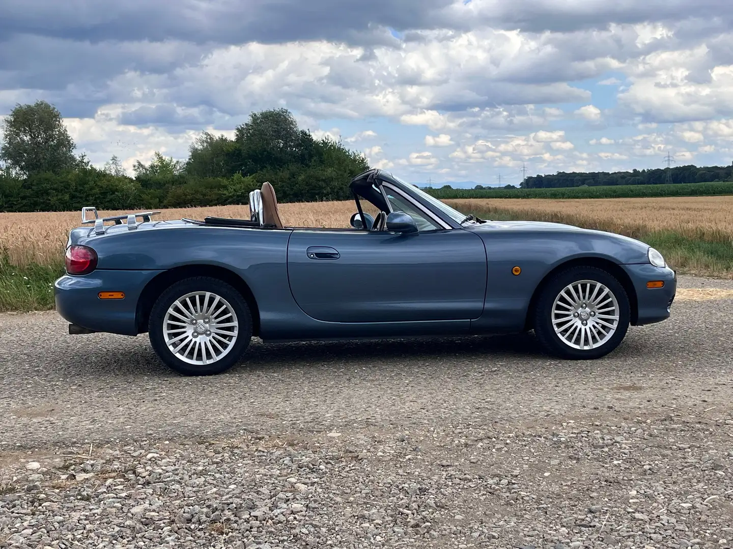 Mazda MX-5 Sondermodell "Impulse" one of 1500 Blau - 1