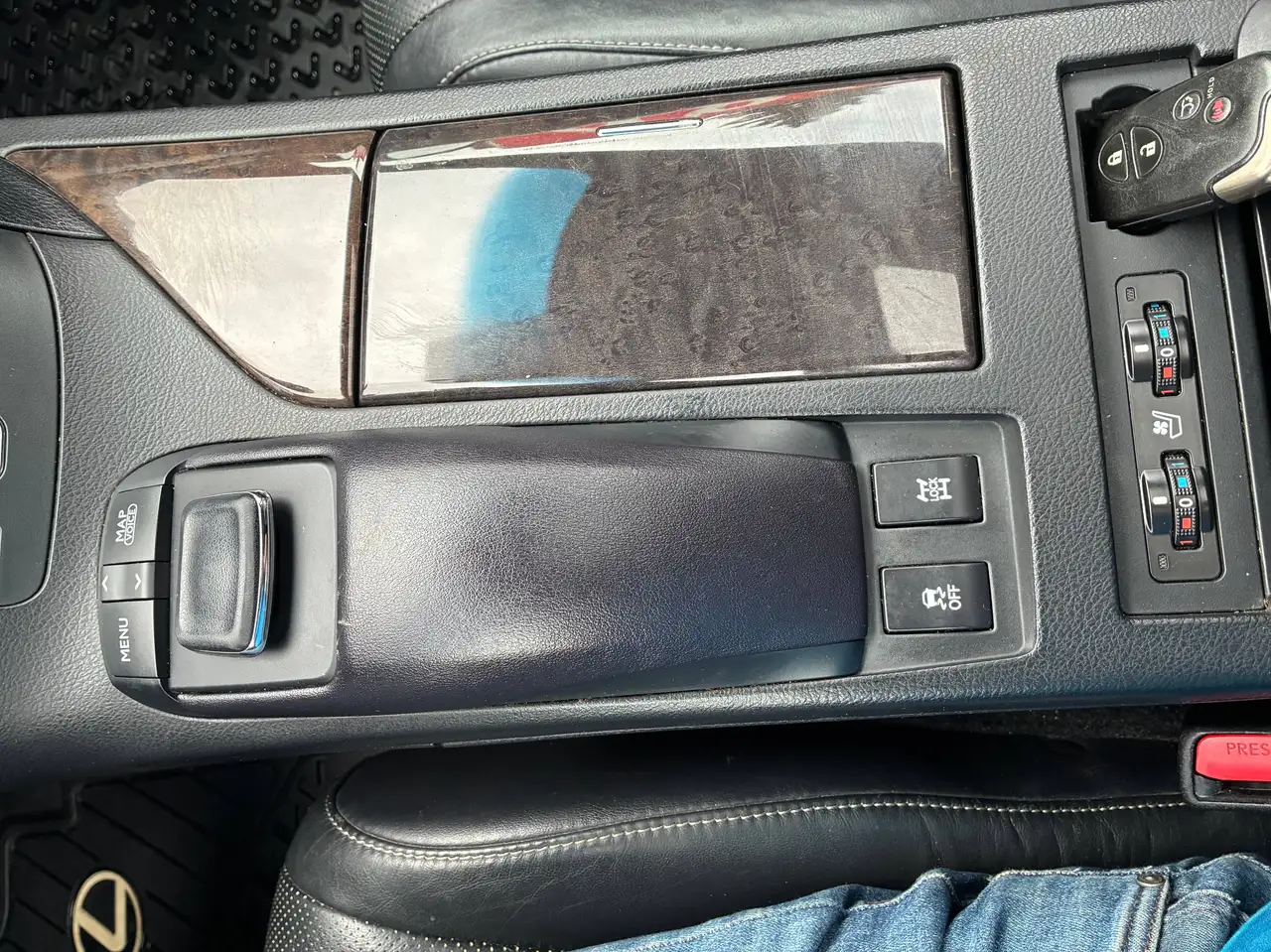 Lexus RX снимка Lexus RX