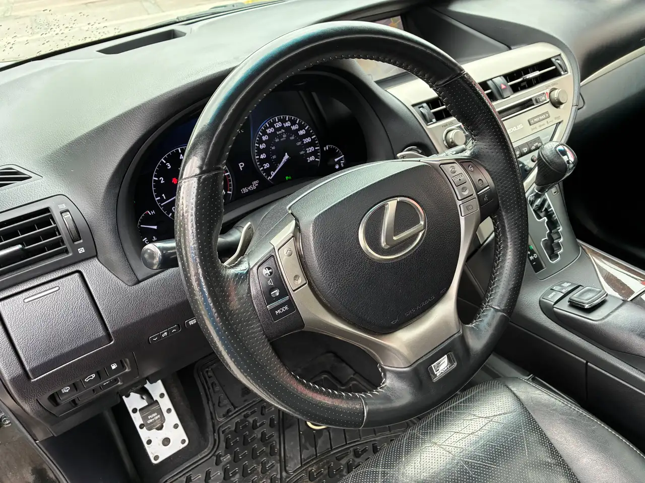 Lexus RX снимка Lexus RX