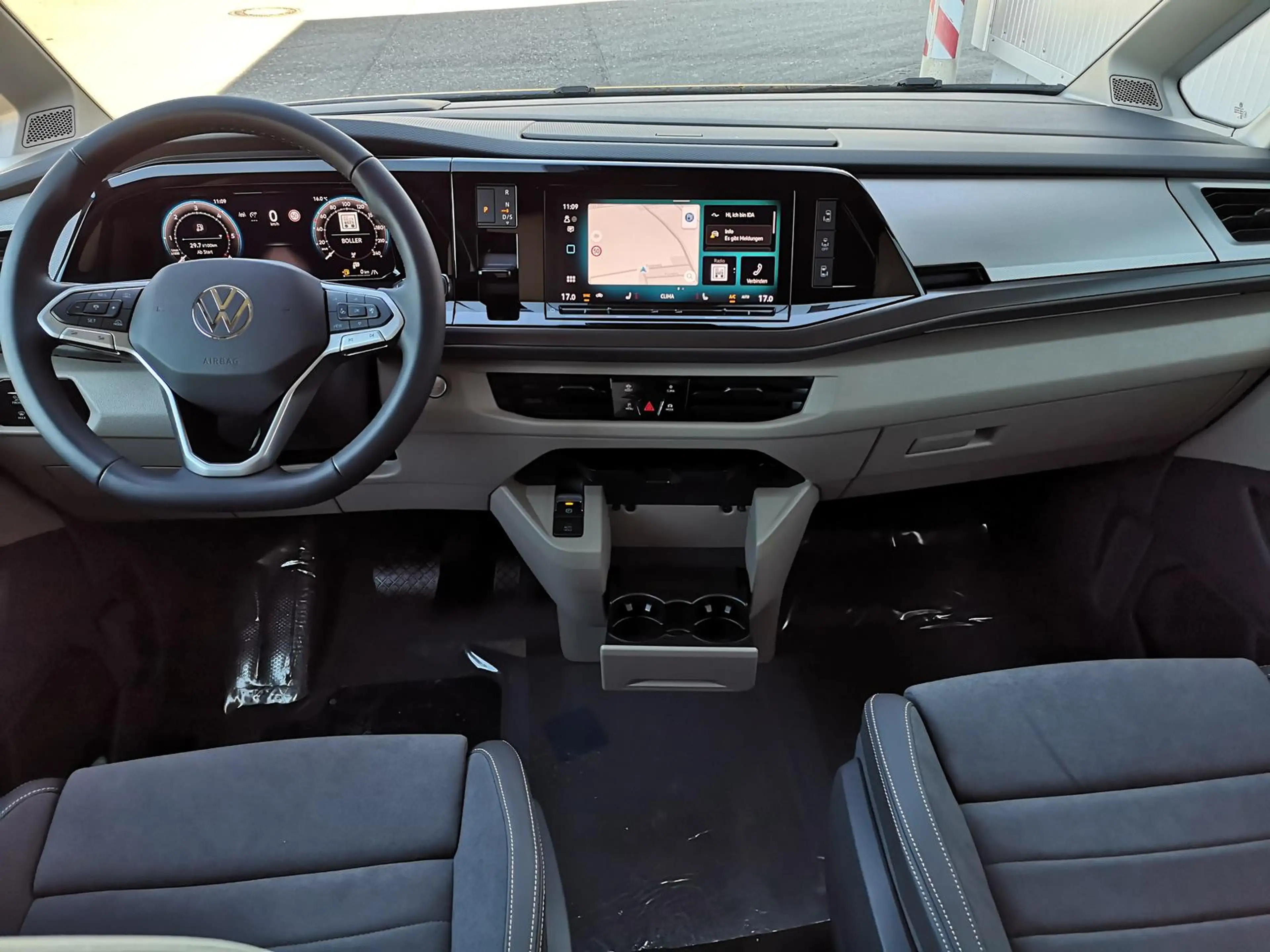 Volkswagen T7 California T7 2.0TDI DSG California Beach Sport Edition 8 Fac — photo 9