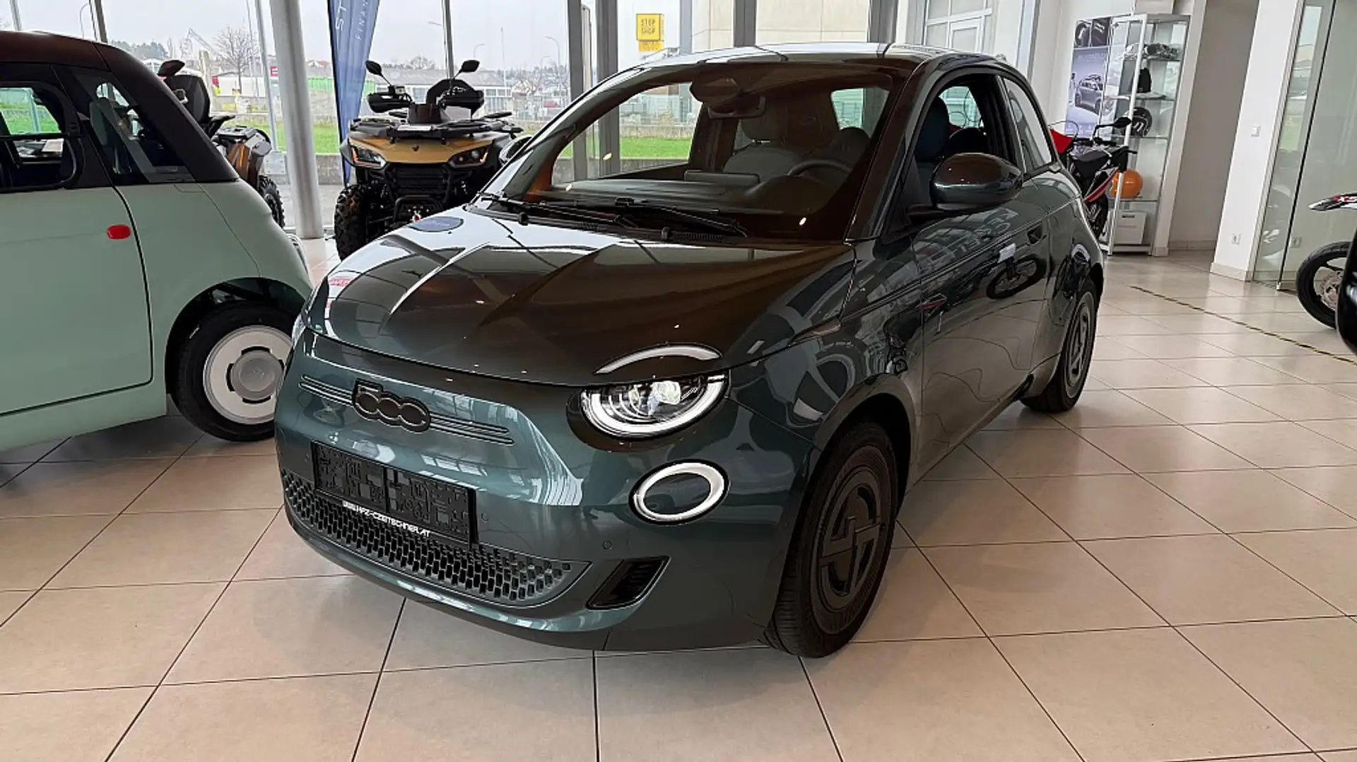Fiat 500e 500 Elektro Giorgio Armani Collector Edition 42... Vert - 2