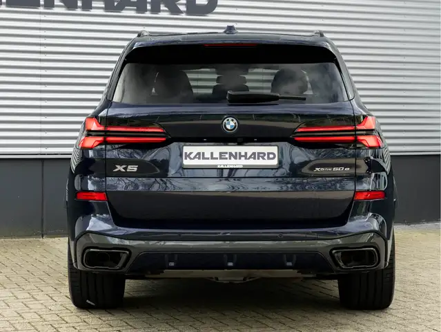BMW X5 view 7