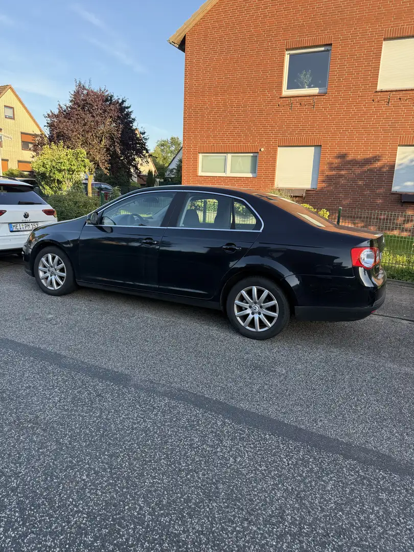 Volkswagen Jetta 1.4 TSI Comfortline - 1