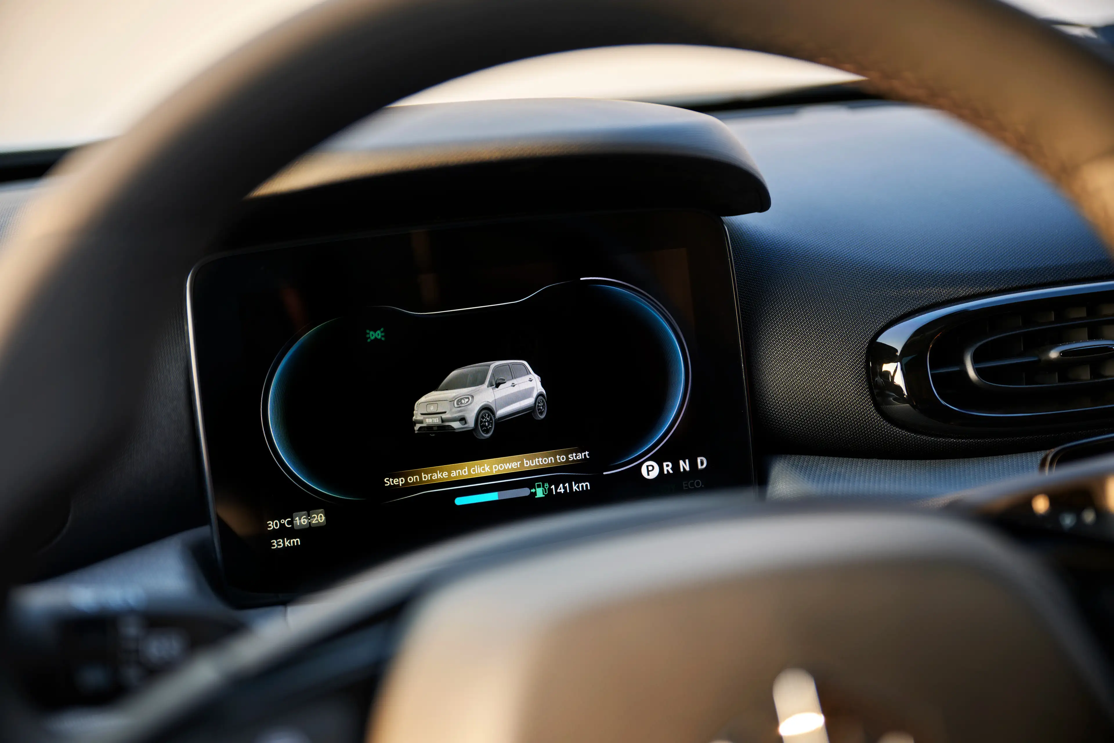 Leapmotor T03 37.3kWh #265km #Wärmepumpe #Panoramadach #RFK — photo 6