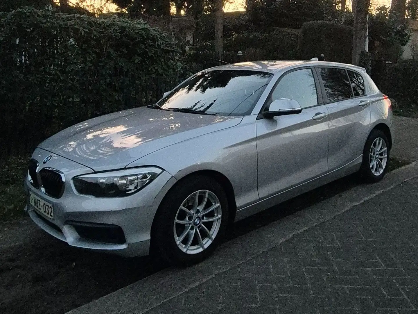 BMW 116 116d Aut. Zilver - 1