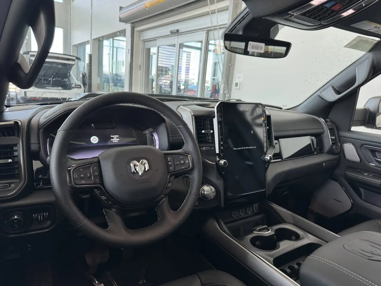 RAM 1500 снимка RAM 1500