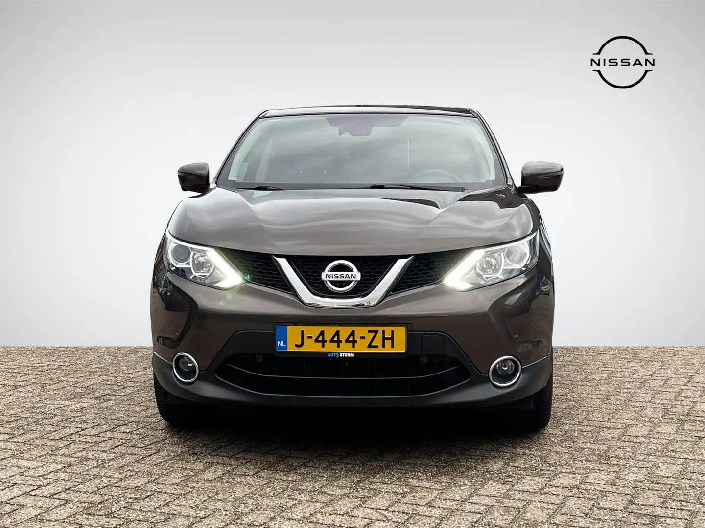 Nissan Qashqai 1.2 N-Connecta | Navigatie | 360° Camera | Stoelve Bruin - 2