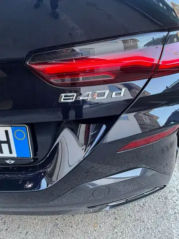 BMW 8 Series view 5