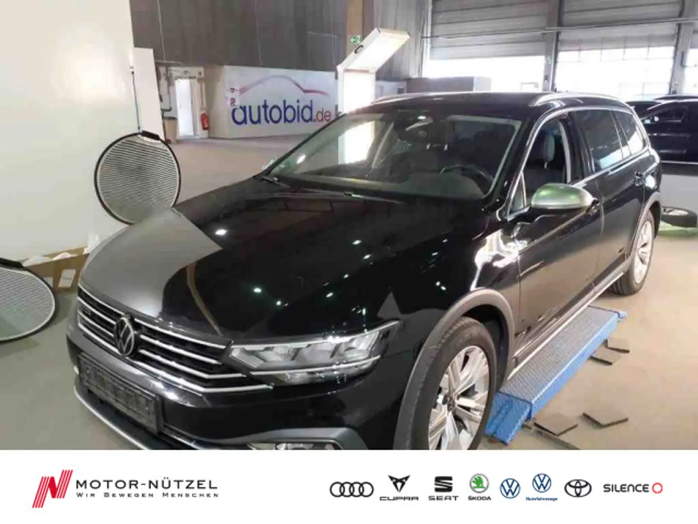 Volkswagen Passat Alltrack 2.0 TDI DSG 4M LED+NAVI+AHK+ACC Schwarz - 1