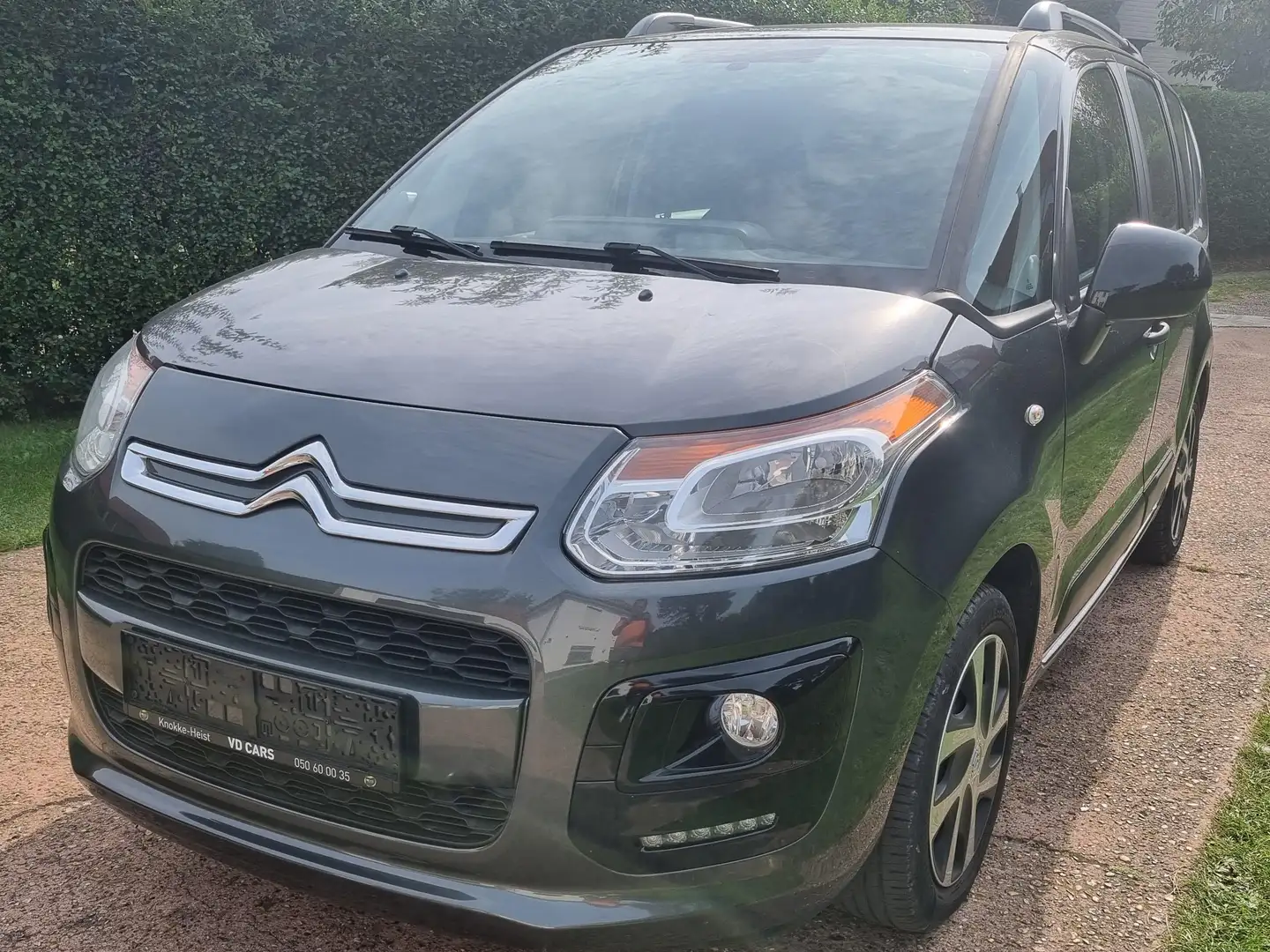 Citroen C3 Picasso 1.2 essence, moteur 0 km, CT VIERGE 2 ANS garantie Zwart - 2