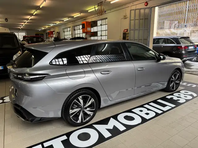 Peugeot 308 308 BlueHDi 130 S&S EAT8 SW Allure