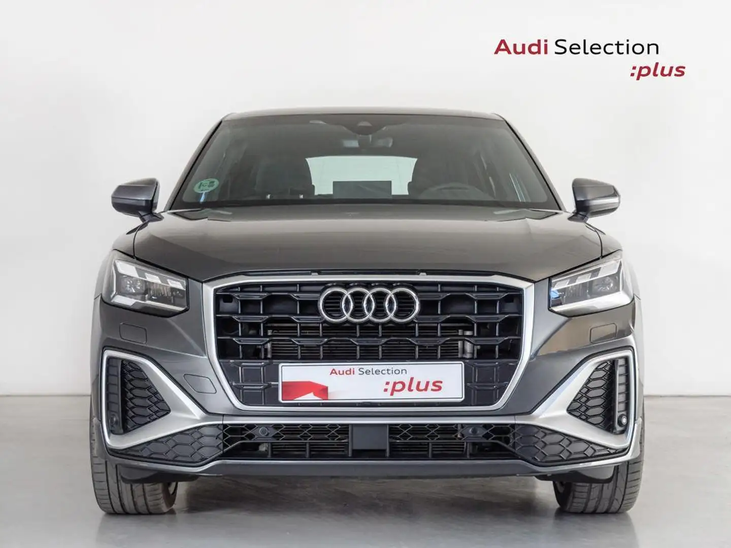 Audi Q2 35 TDI Adrenalin S tronic 110kW Gris - 2