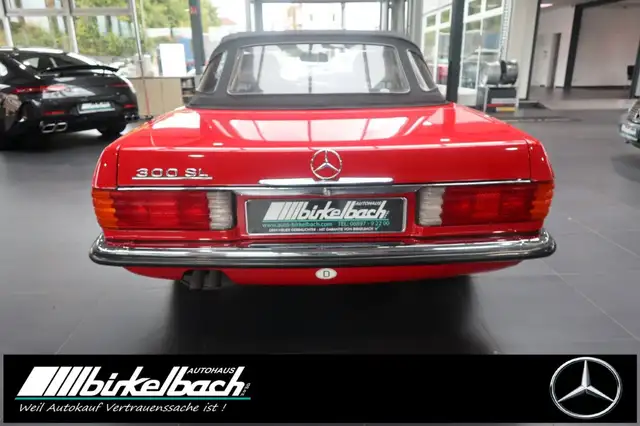 Mercedes-Benz SL view 17
