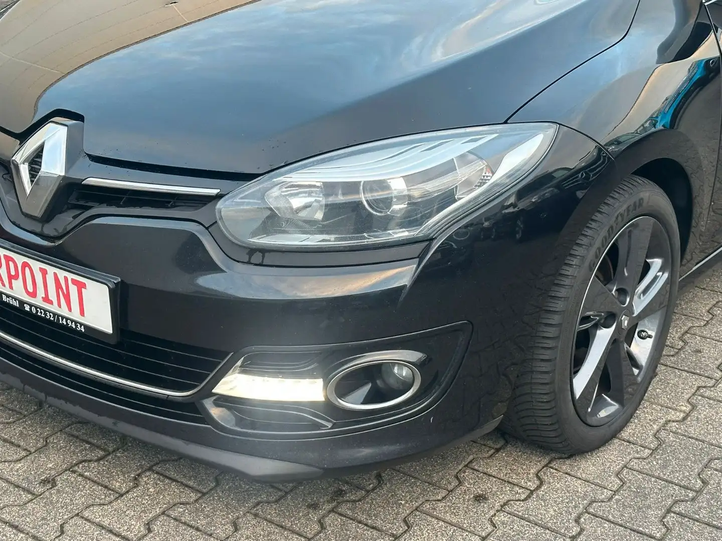 Renault Megane Coupe / Cabrio Luxe LEDER/KLIMAAUT/NAVI Schwarz - 2