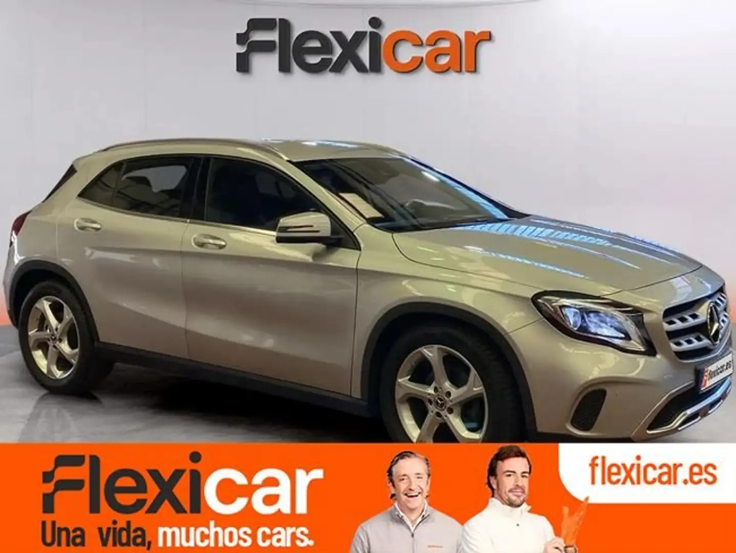 Mercedes-Benz GLA 180 +180 Gris - 1