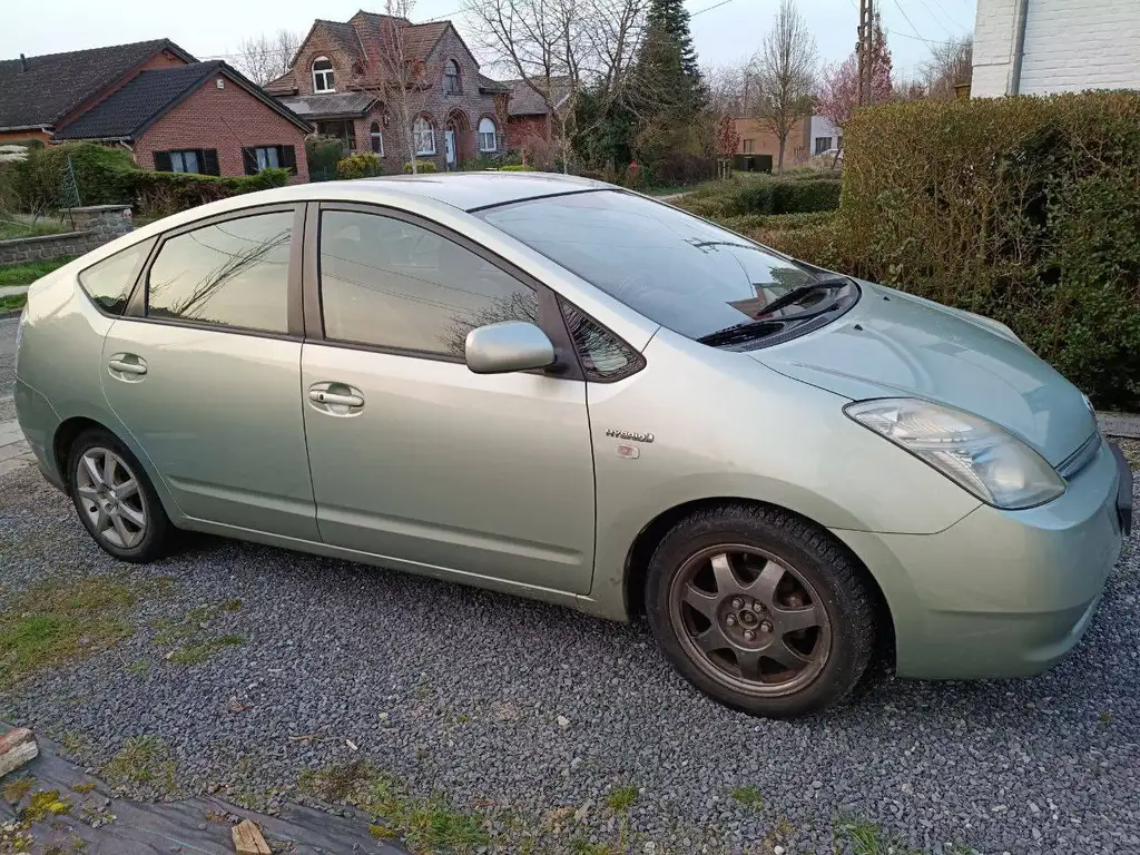 Toyota Prius 2007 из Европы — купить под ключ