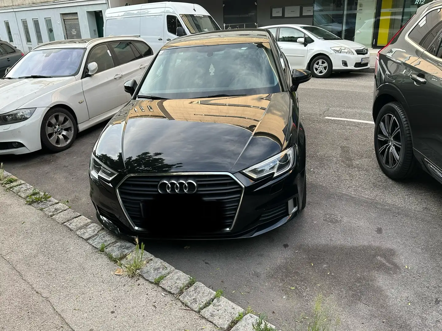 Audi A3 Schwarz - 1