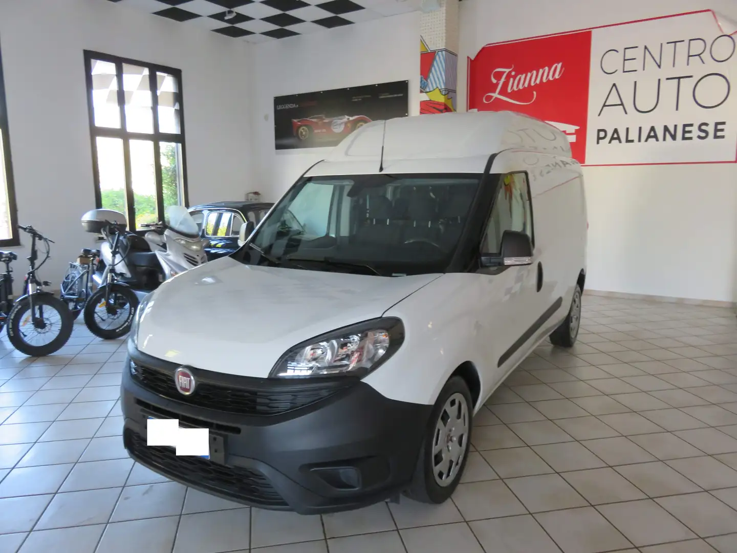 Fiat Doblo FURGONE LOUNGE 1.6 MJT 120 CVMAXI XL LH2 TRE POSTI Blanc - 2