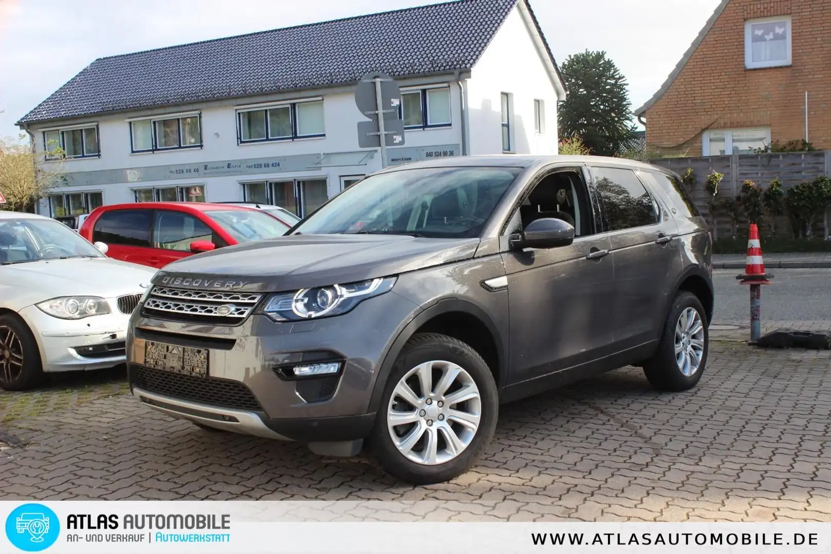Land Rover Discovery Sport HSE 7 Sitze+Panoramadach+Xenon+P Grau - 1