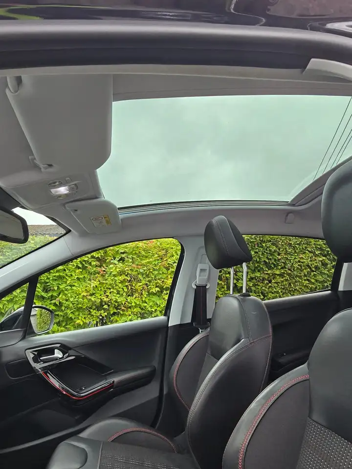 Peugeot 208 208 — photo 6
