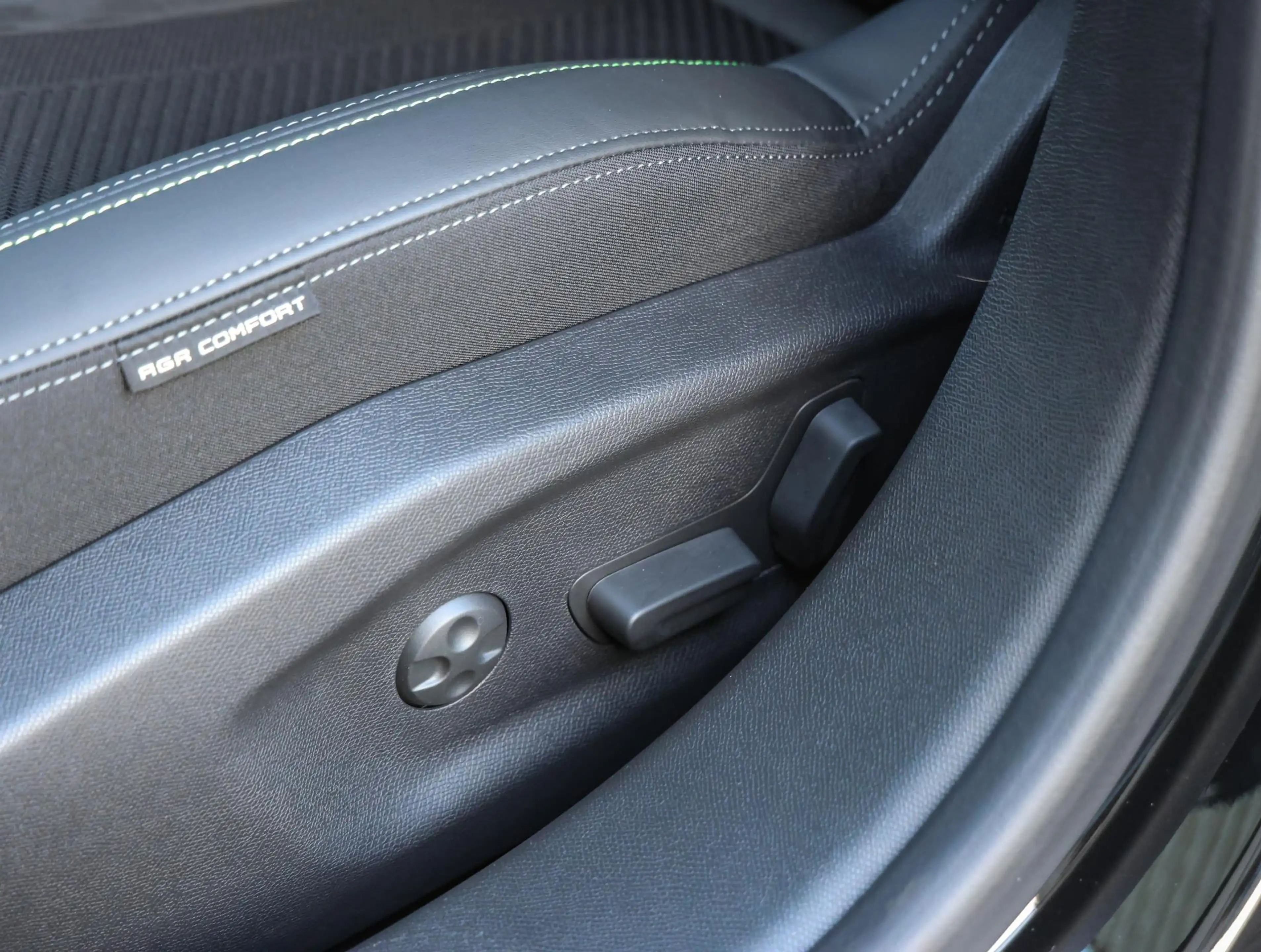 Peugeot 308 e-308 SW GT 58 kWh 156pk | ACCU 98% | Navigatie | — photo 11