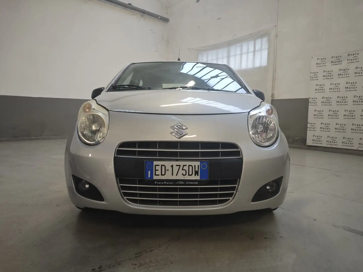 Suzuki Alto 1.0 GLX Stříbrná - 1