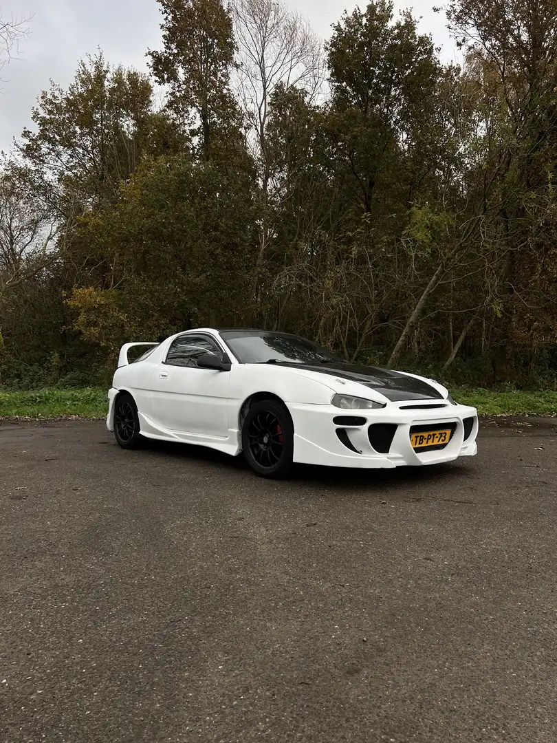 Mazda MX-3 V6 (GEEN VONK) - 1