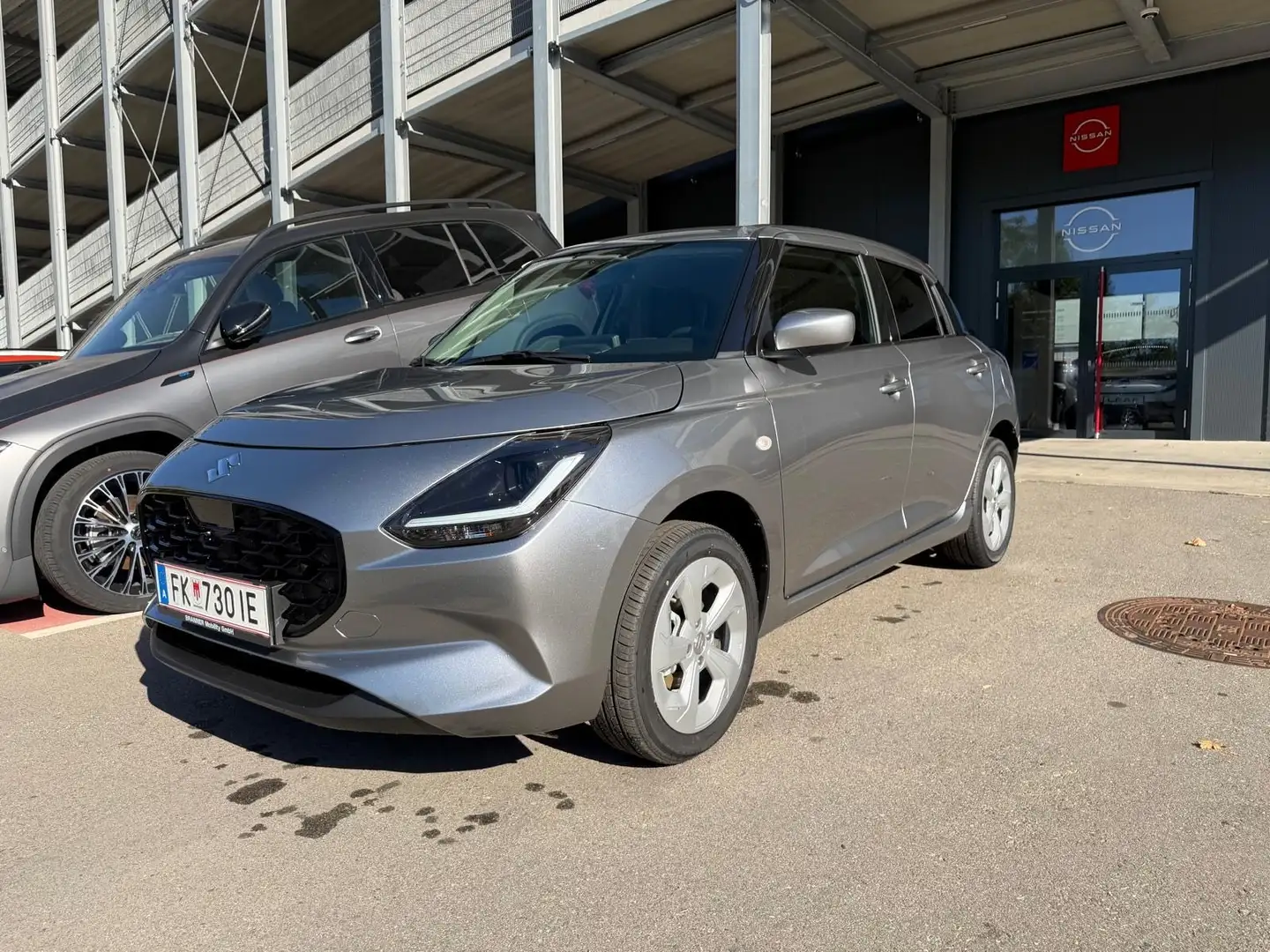 Suzuki Swift Swift 1,2 Hybrid Allgrip Shine Silber - 1