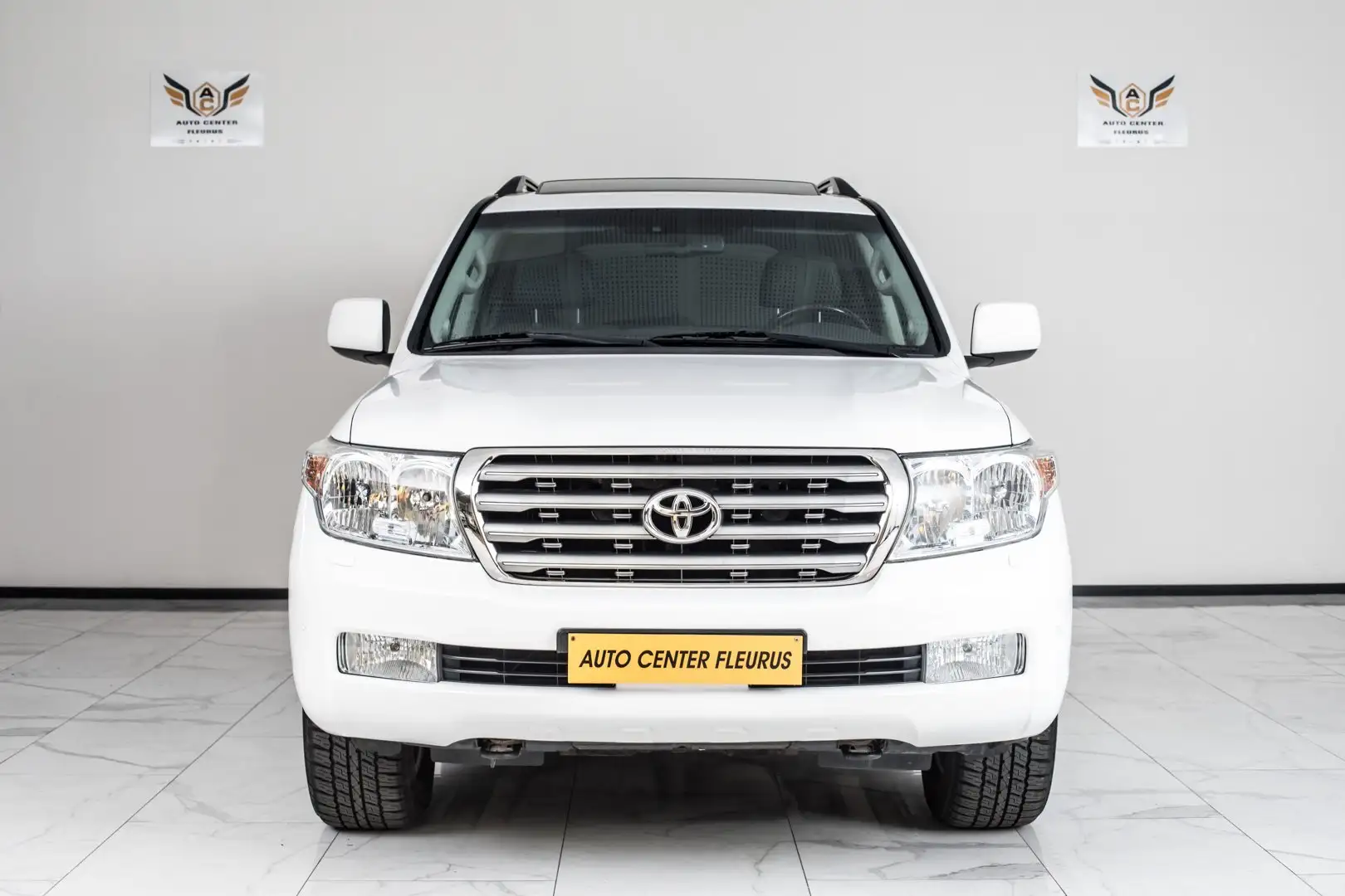 Toyota Land Cruiser HDJ 200 V8 - 4.5L D-4D Utilitaire 7pl. / TVA DEDUC Blanc - 2